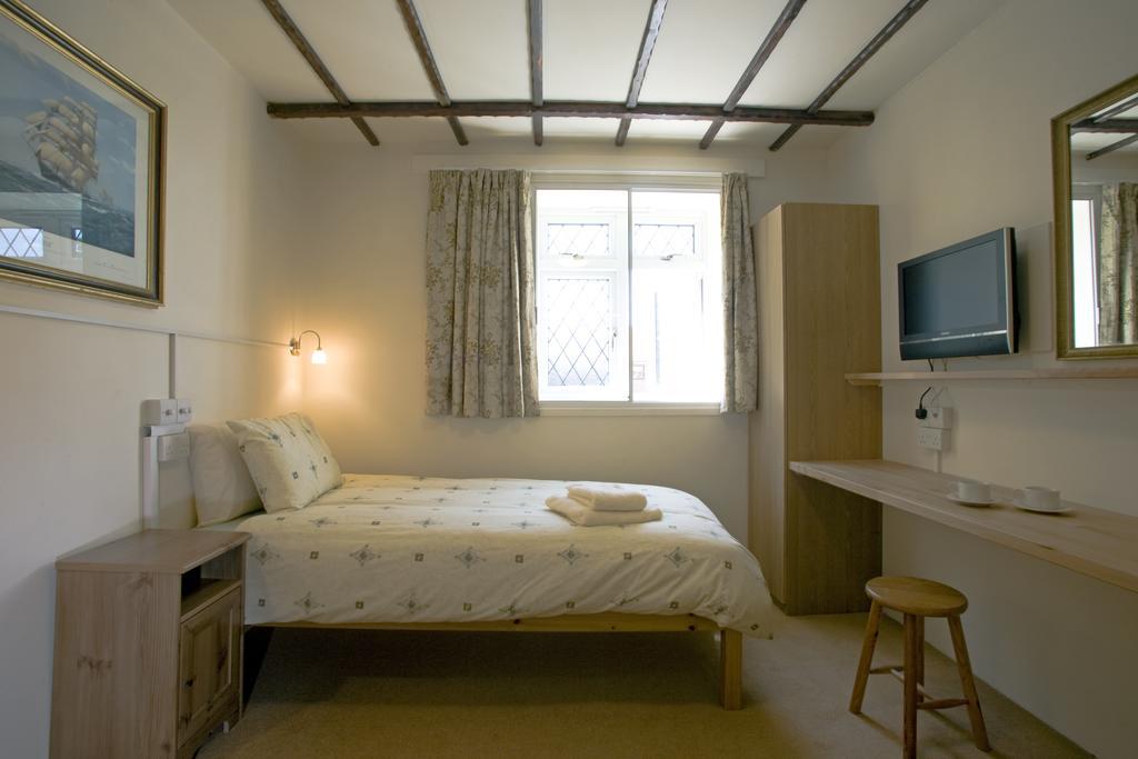 Oakwood Bed And Breakfast Heathrow Hillingdon Habitación foto